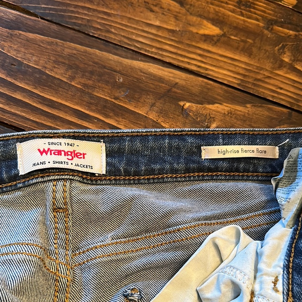 Wrangler High-Rise Fierce Flare Jeans